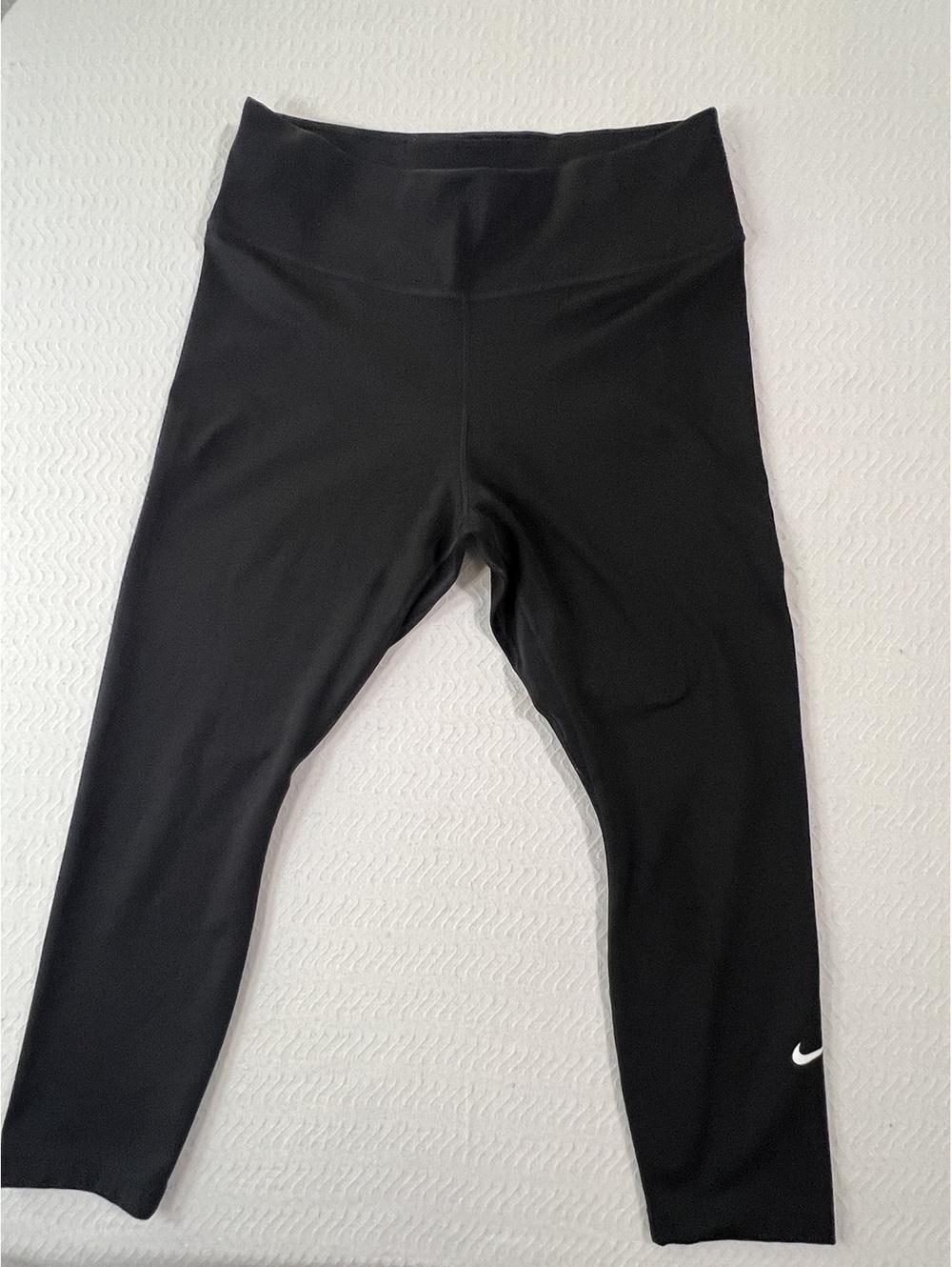 Nike Dri-FIT Black Athletic Leggings Size Medium